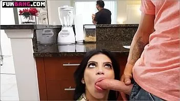 play Kitty Caprice befriedigt ihr Schwanzgelüste