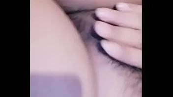 Play Amateur mature flashing tits and pussy