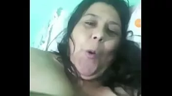 Redare Mătușa din prima zi de prietenie a făcut sex la apel video WhatsApp