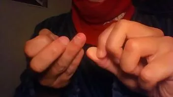 Reproduzir 88 parte 2 - livecam compil olivier (ongles1234) masturbação homem mão fetiche chupando o dedo, lambendo os dedos e roendo as unhas adoração manual compilação erótica asmr 88b (registrado em 08 2018)