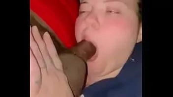 Play White girl eat this big dick up so good in clean !!