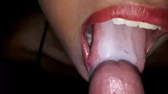 تشغيل اللسان أخت وتجميع شاعر المليون