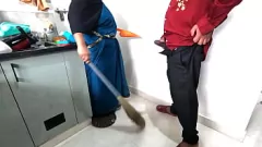 play एक झलक पकड़ना: देसी नौकरानी श्रीदेवी के सामने बुलडिक झटका