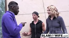 Oynat BBC Staxxx Sert Irklararası Karşılaşmada Babe Yoğun Anal Zevk Verir