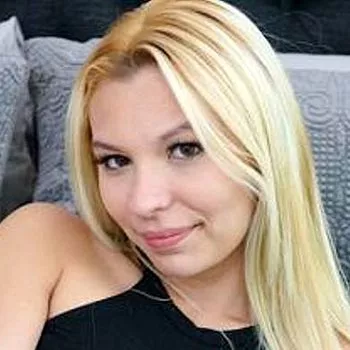 قناة Sophia Sweet