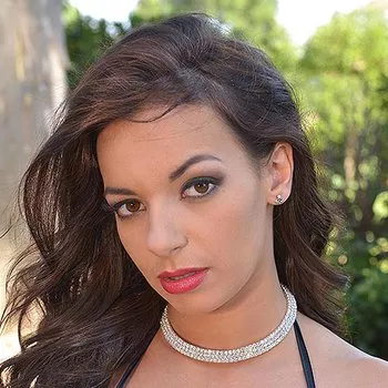 قناة Sophia Laure